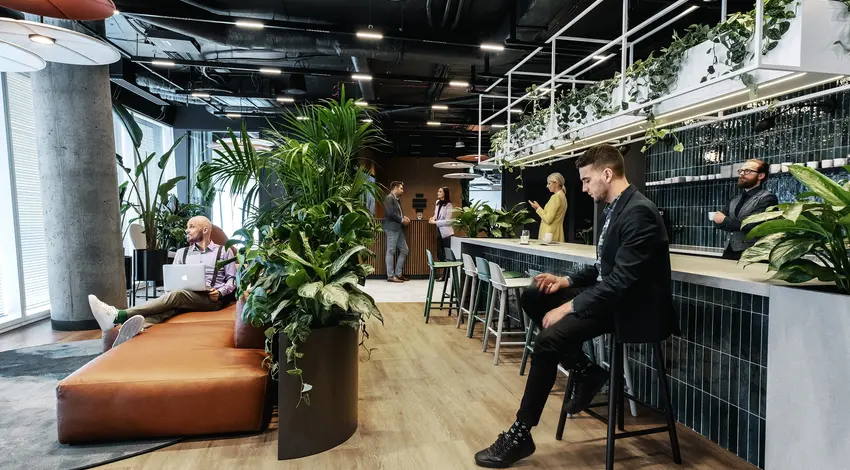 myhive Warsaw Spire, Europejski 1, Wola, Warszawa