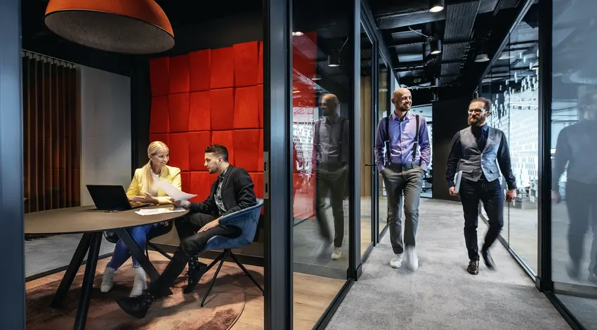 myhive Warsaw Spire, Europejski 1, Wola, Warszawa