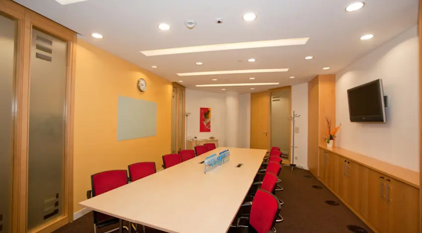 Regus Metropolitan Plac Piłsudskiego, Piłsudskiego 3, Śródmieście, Warszawa