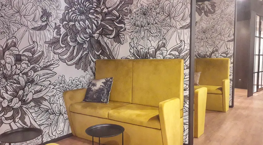 Ethos, Trzech Krzyży 10/14, Śródmieście, Warszawa