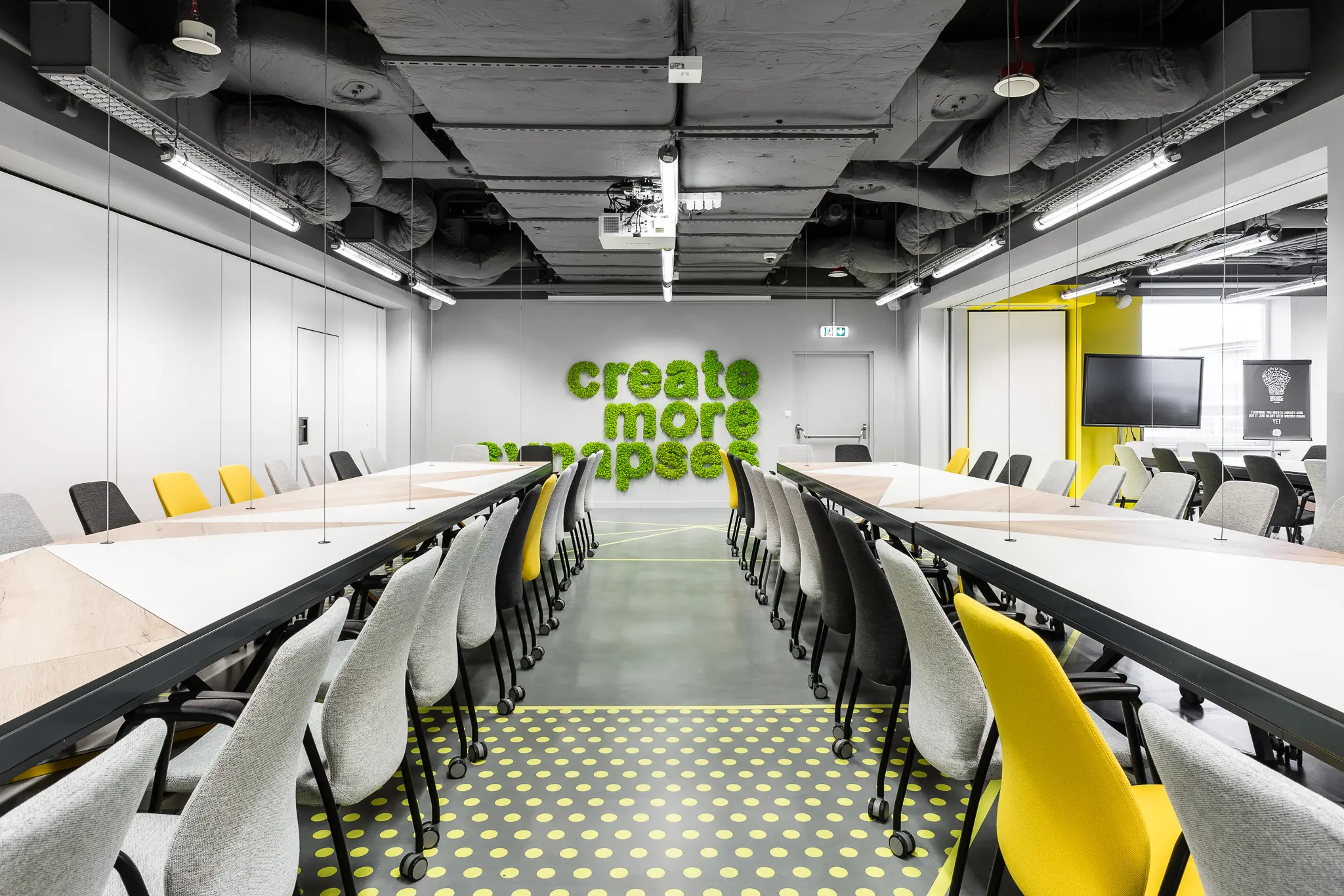 Brain Embassy Adgar Plaza One, Postępu 15