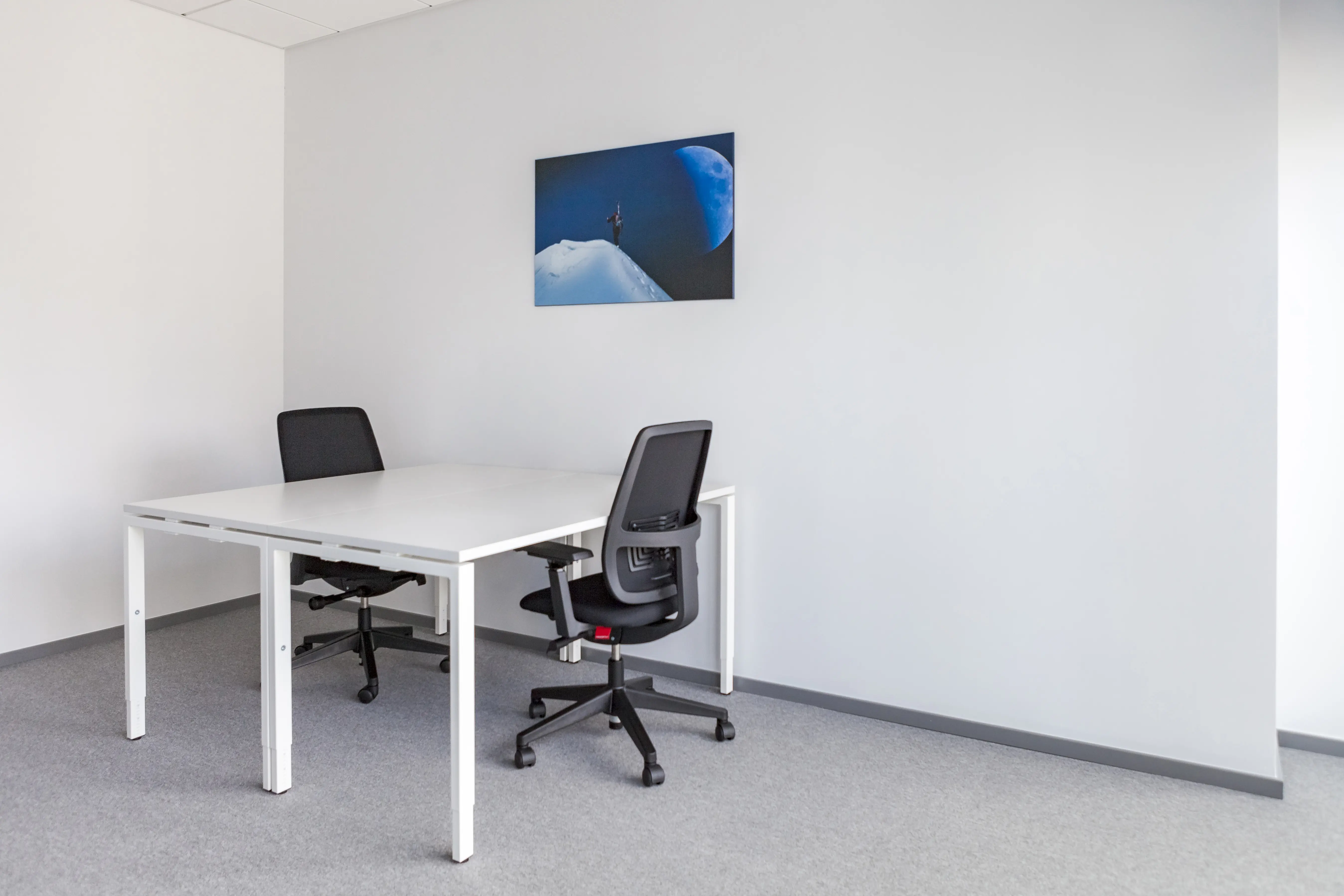 Villa Metro, Puławska 145 B, Mokotów, Warszawa