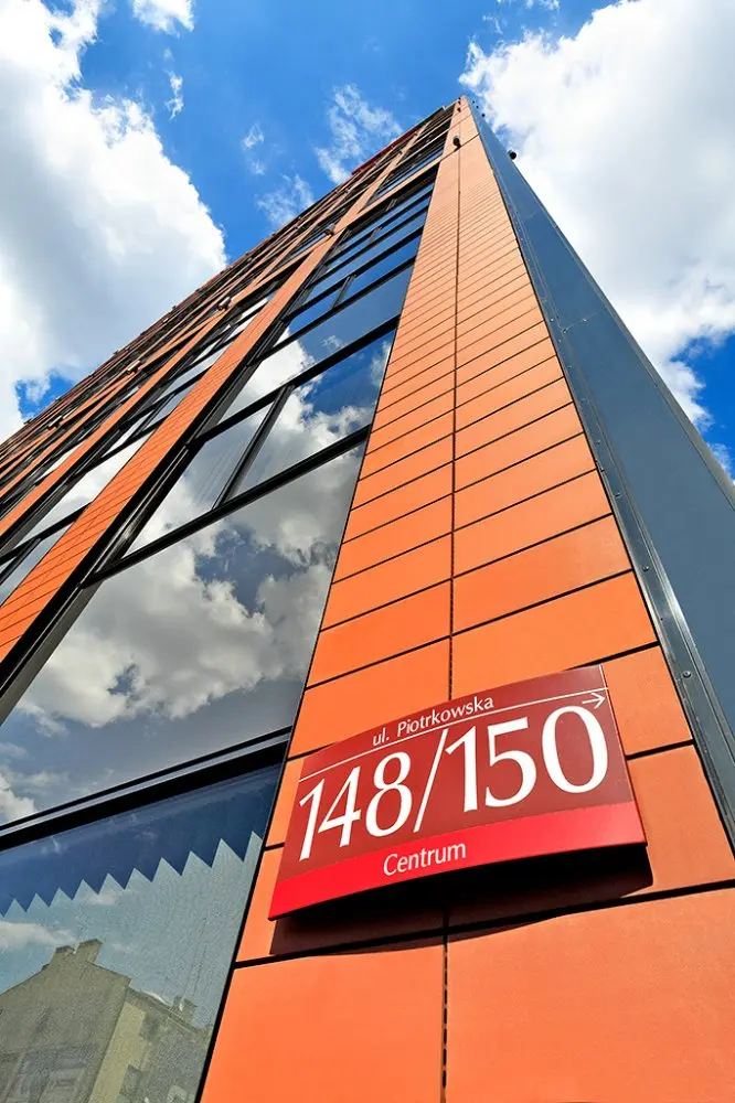 Red Tower, Piotrkowska 148/150