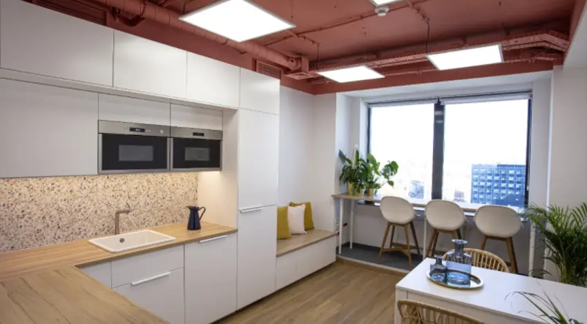 Red Tower, Piotrkowska 148/150, Śródmieście, Łódź