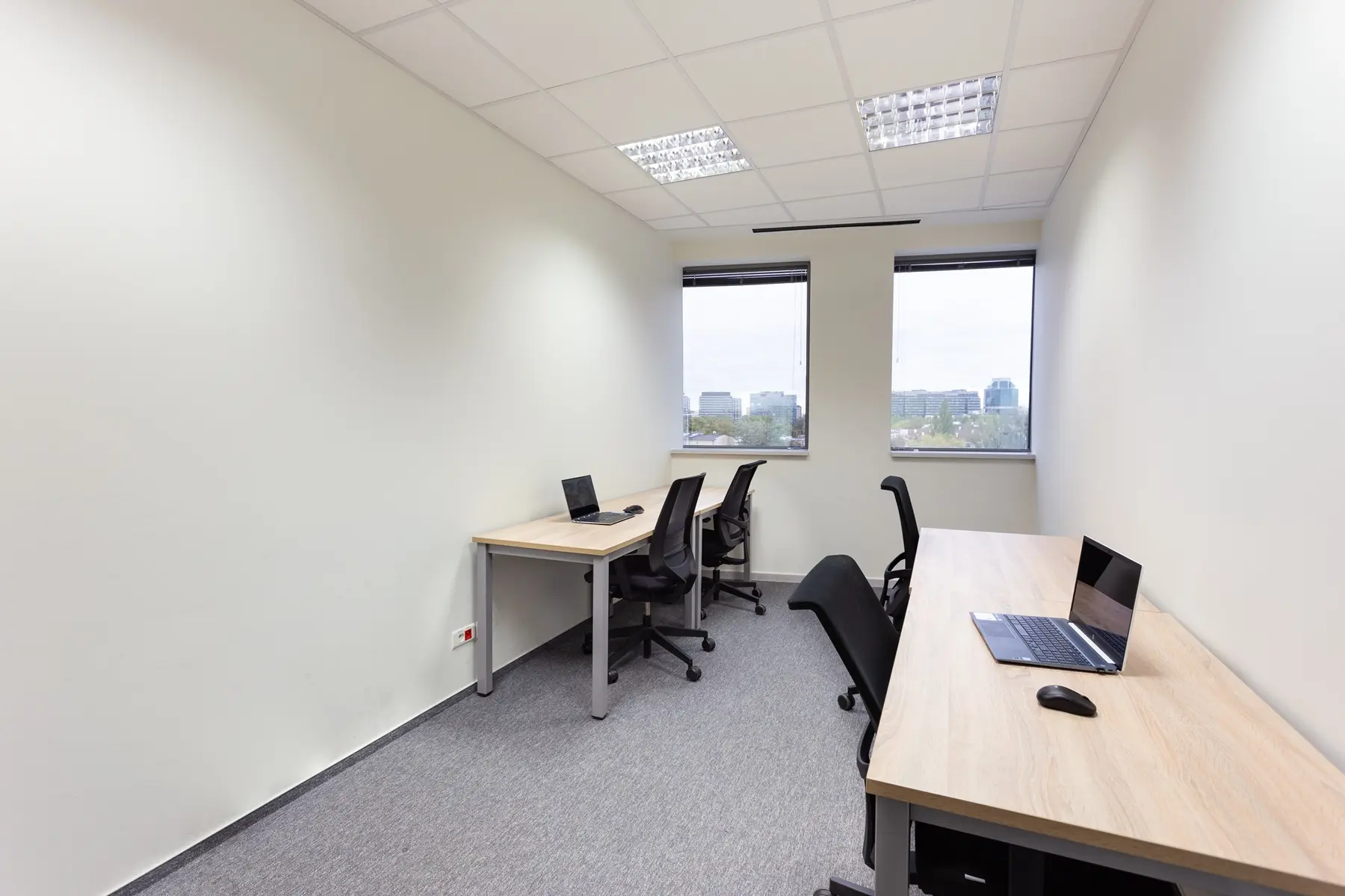 Renaissance Tower, Skierniewicka 10A, Wola, Warszawa