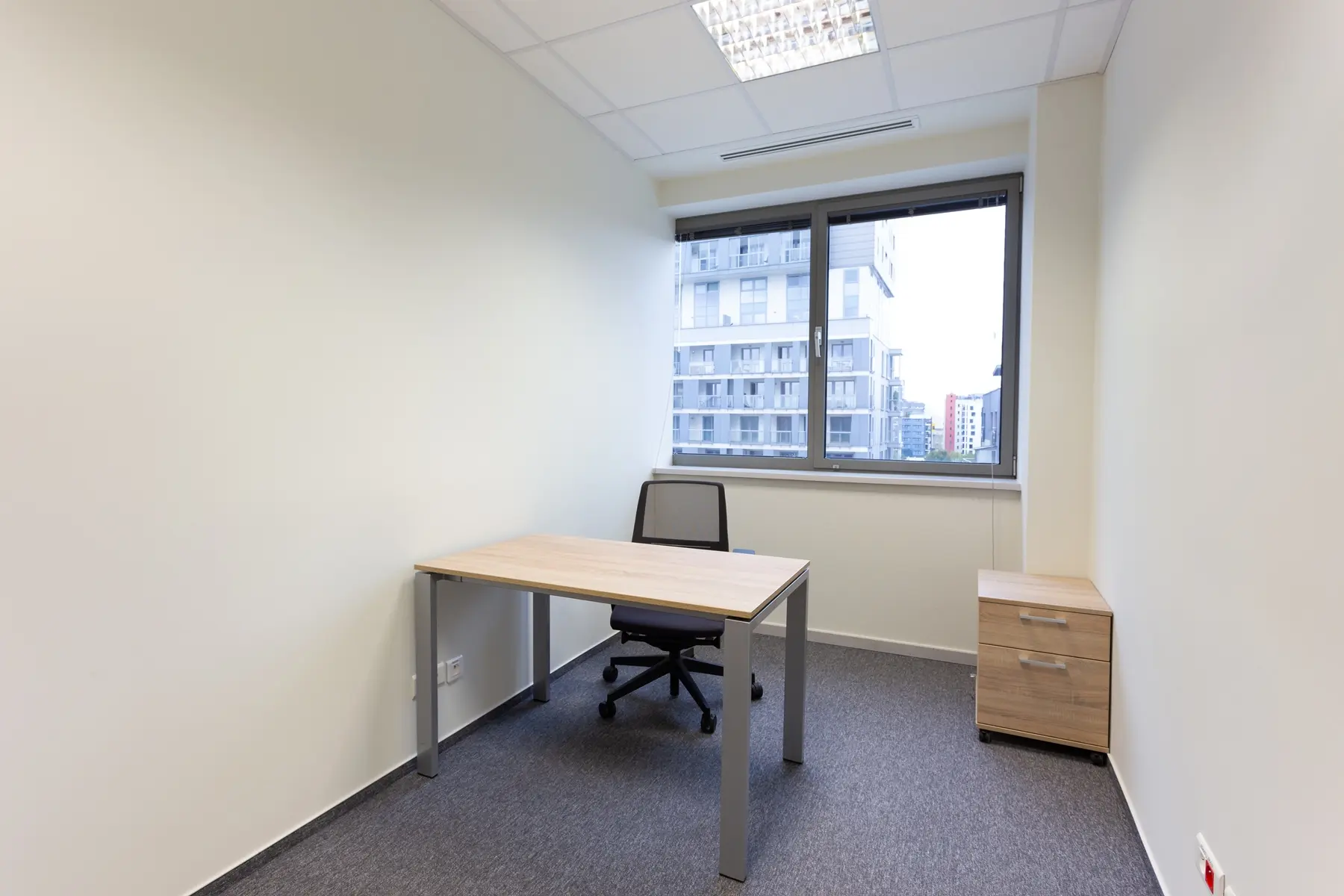 Renaissance Tower, Skierniewicka 10A, Wola, Warszawa