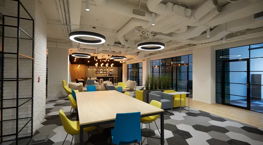 Workin Senatorska Plac Zamkowy, Senatorska 2, Śródmieście, Warszawa