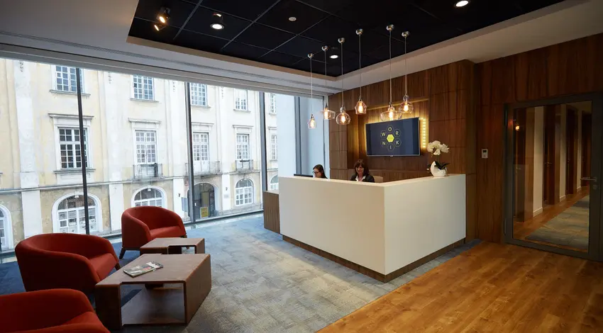 Workin Senatorska Plac Zamkowy, Senatorska 2, Śródmieście, Warszawa