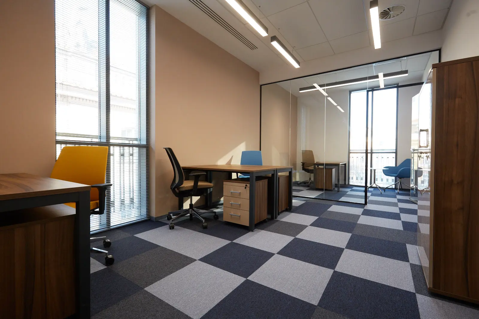 Workin Senatorska Plac Zamkowy, Senatorska 2, Śródmieście, Warszawa