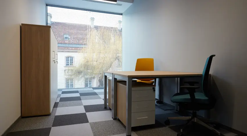 Workin Senatorska Plac Zamkowy, Senatorska 2, Śródmieście, Warszawa