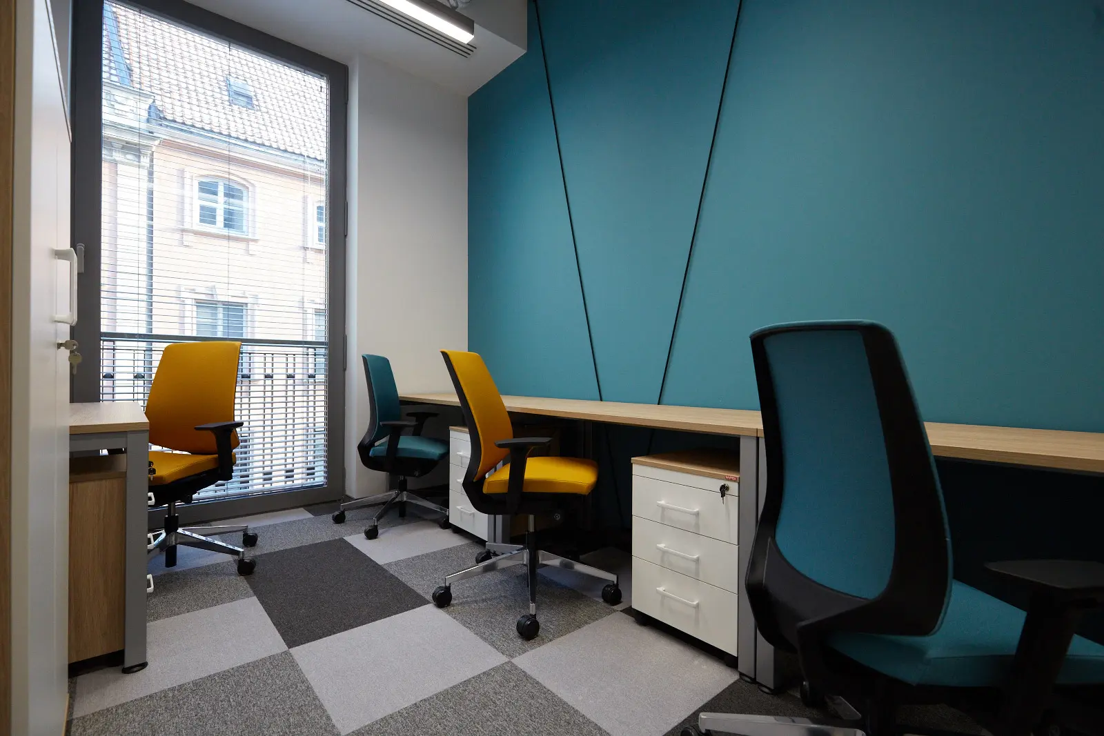 Workin Senatorska Plac Zamkowy, Senatorska 2, Śródmieście, Warszawa