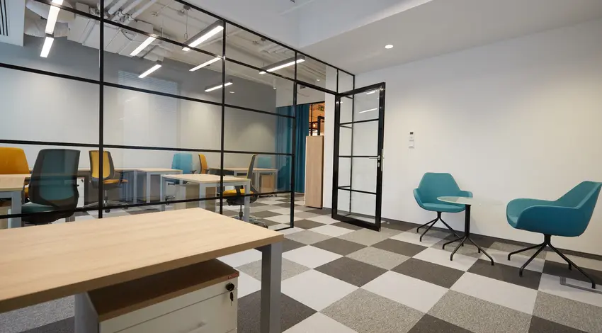 Workin Senatorska Plac Zamkowy, Senatorska 2, Śródmieście, Warszawa