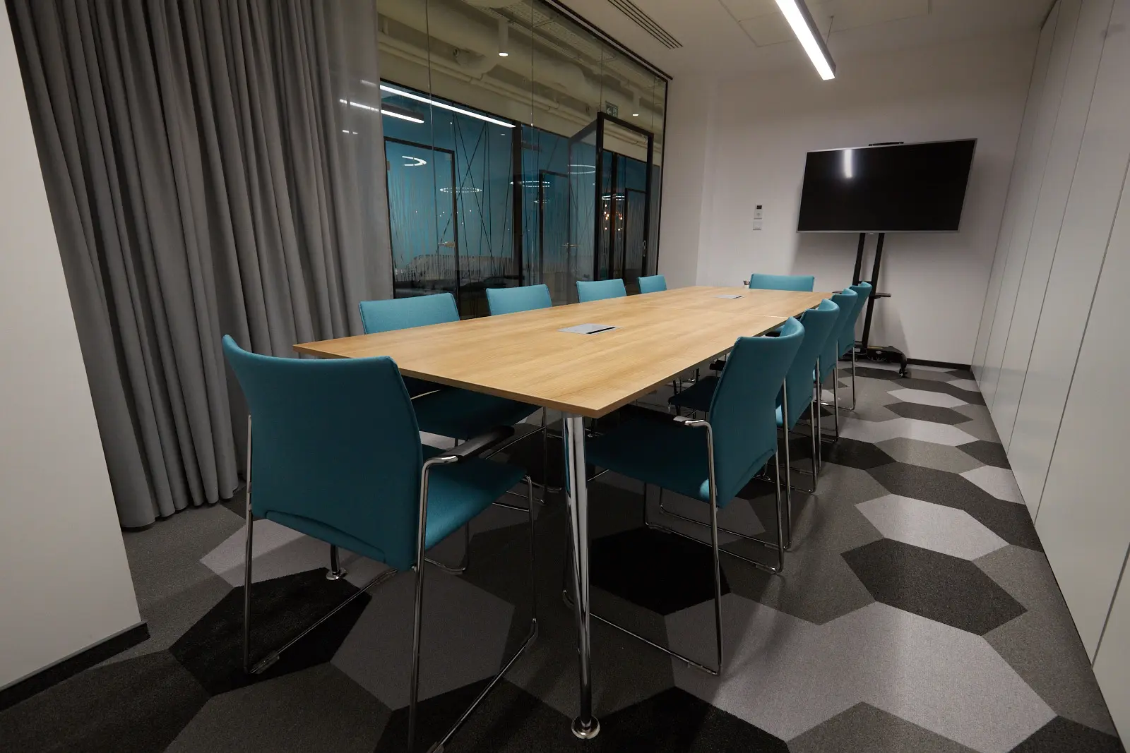 Workin Senatorska Plac Zamkowy, Senatorska 2, Śródmieście, Warszawa