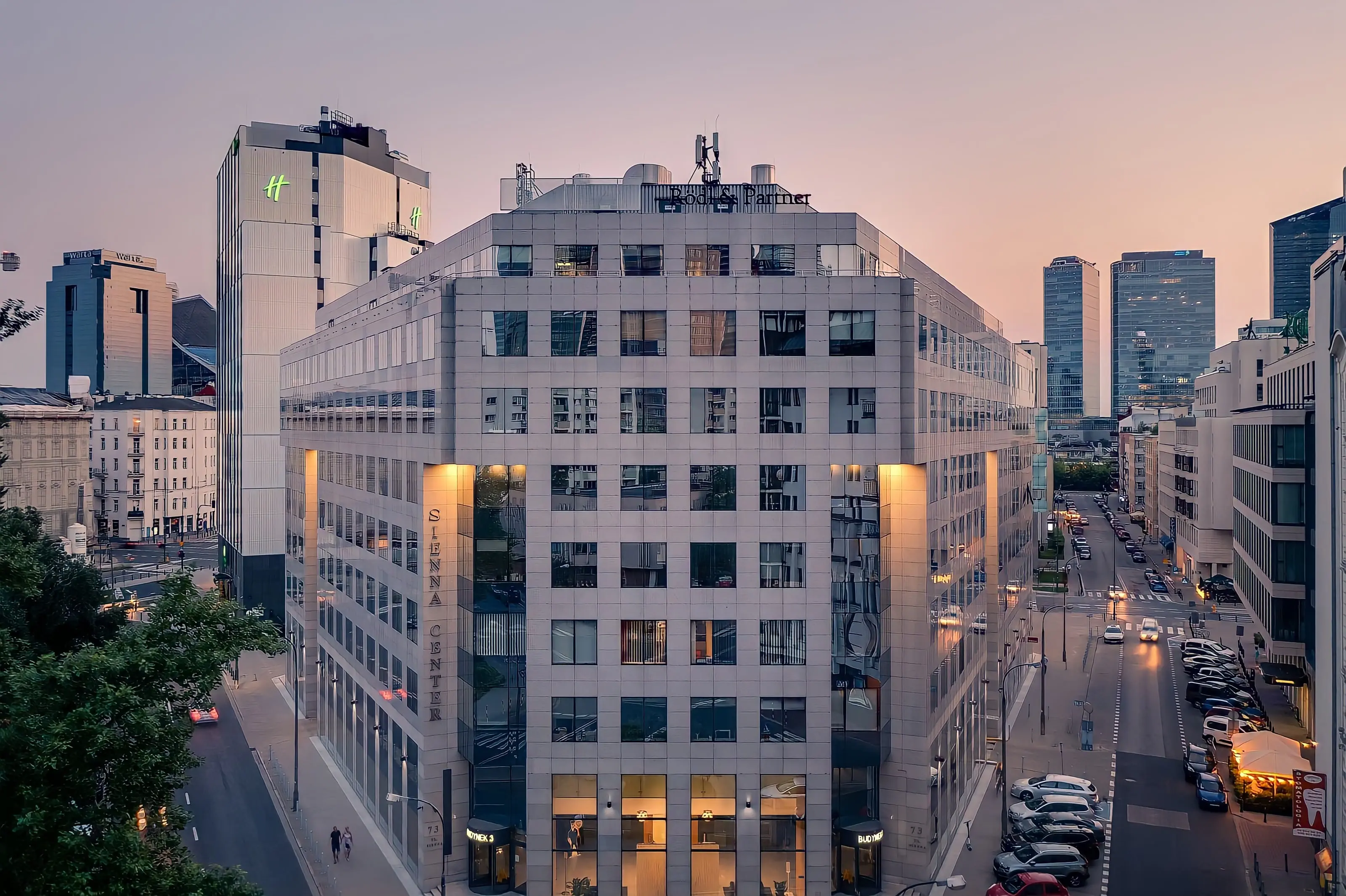 Cluster Sienna Center, Sienna 75