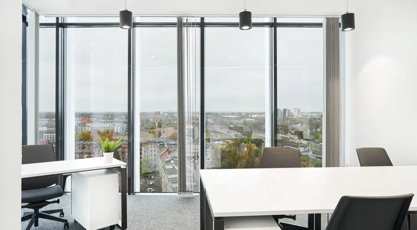 Silver Tower Center, Konstytucji 3 Maja 3, Krzyki, Wrocław