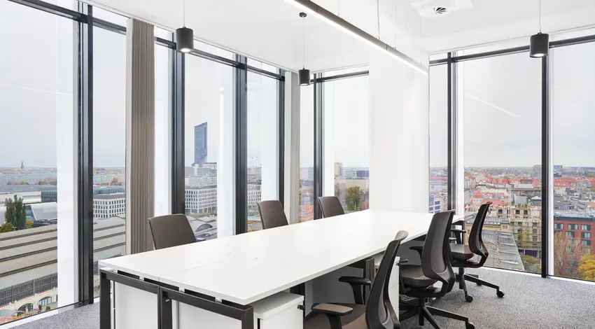 Silver Tower Center, Konstytucji 3 Maja 3, Krzyki, Wrocław