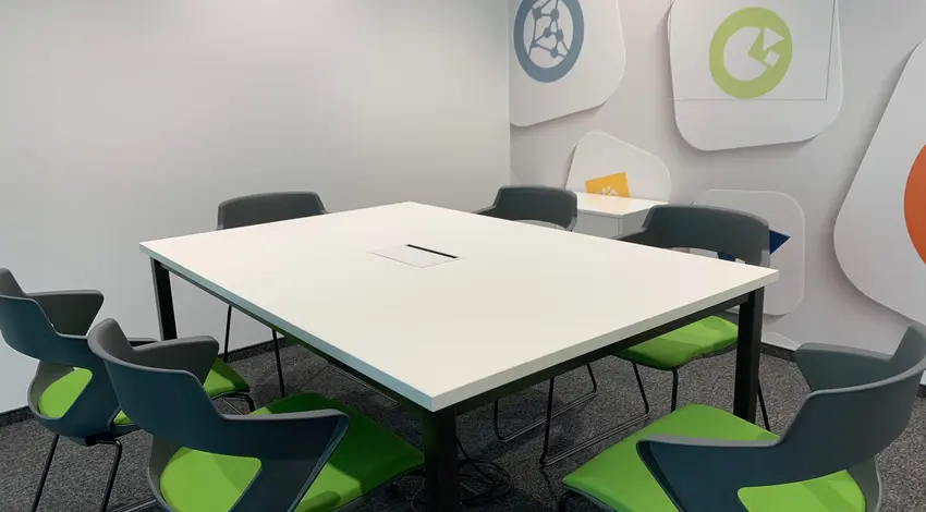 Silver Tower Center, Konstytucji 3 Maja 3, Krzyki, Wrocław