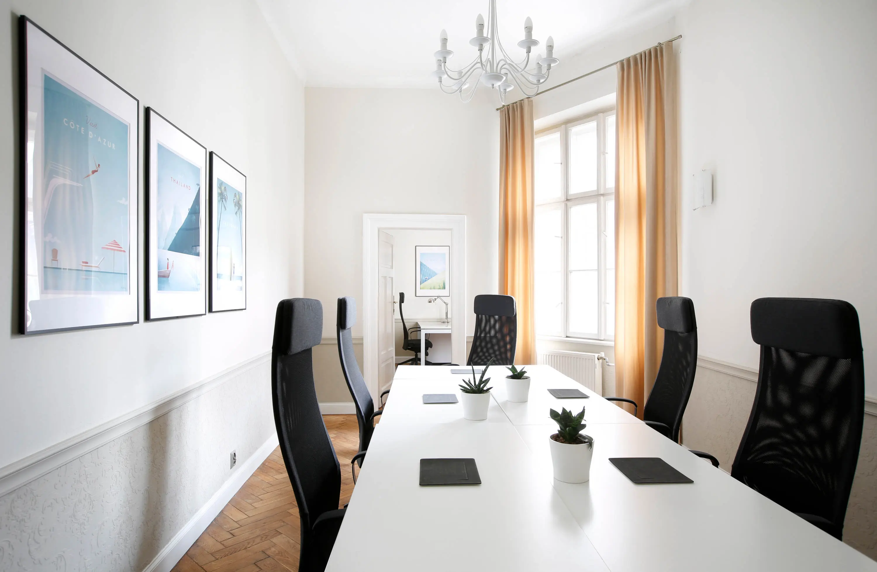 Archeion, Św. Filipa 23