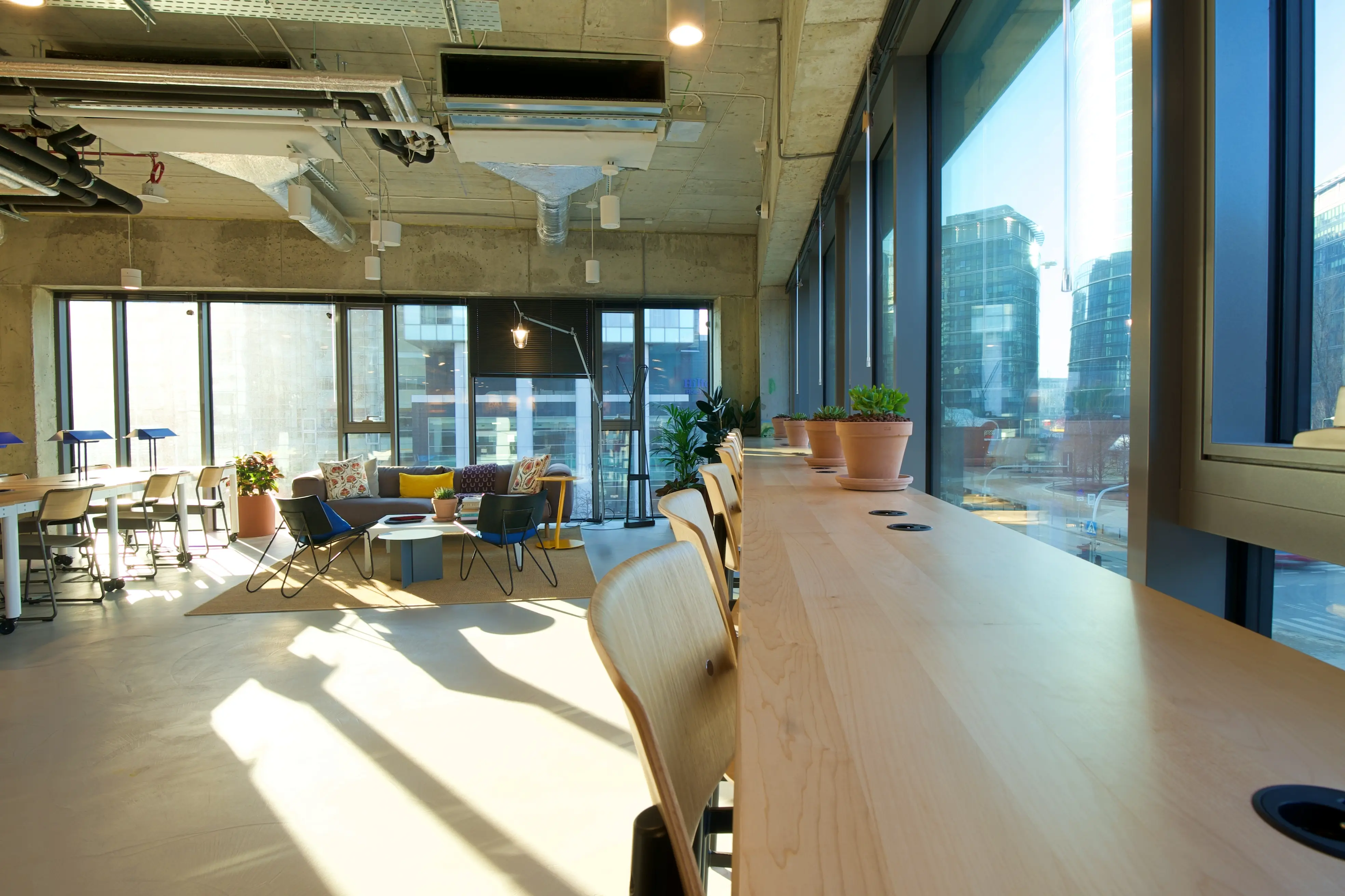 Grzybowska 62, Grzybowska 62