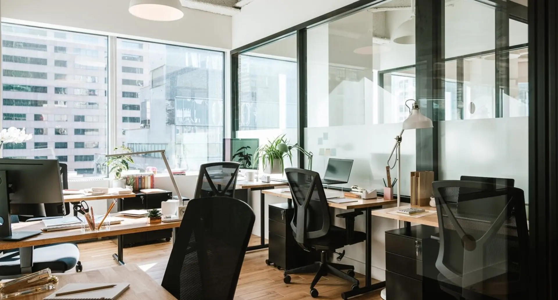 WeWork Krucza 50 CEDET, Krucza 50