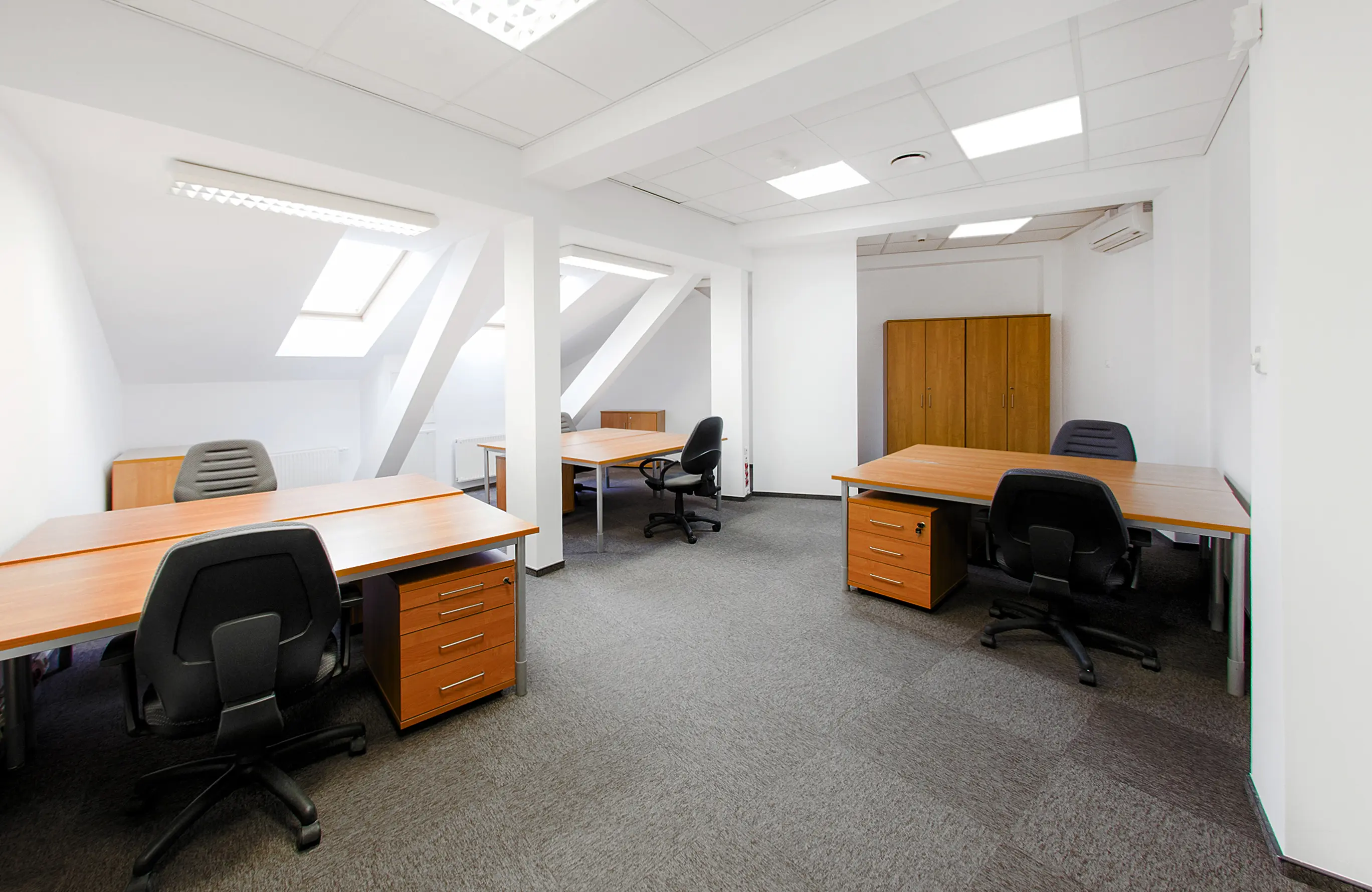 Wierzbowa 9/11, Wierzbowa 9/11, Śródmieście, Warszawa