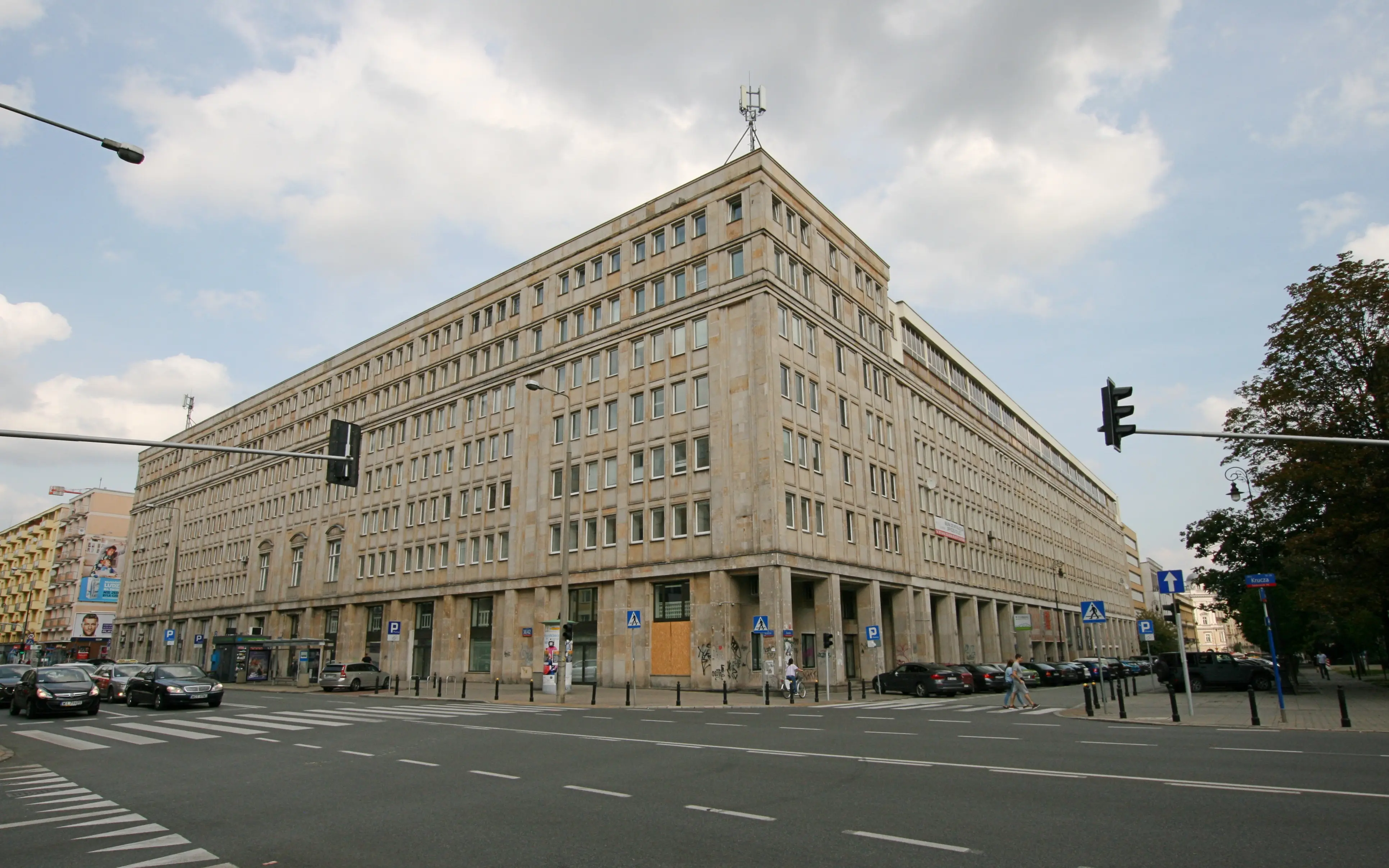 Żurawia 6/12, Żurawia 6/12